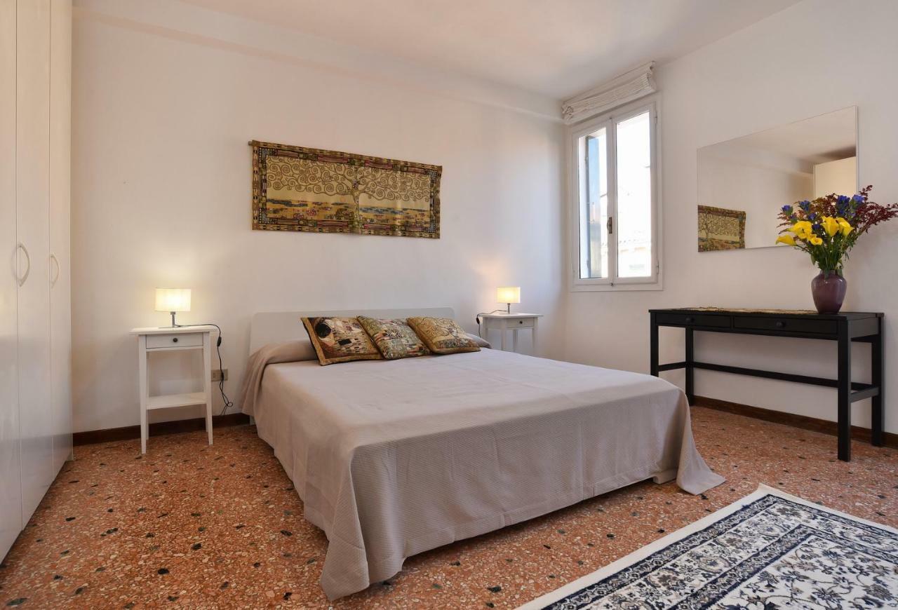 Appartamento Fabris Venesia Bagian luar foto